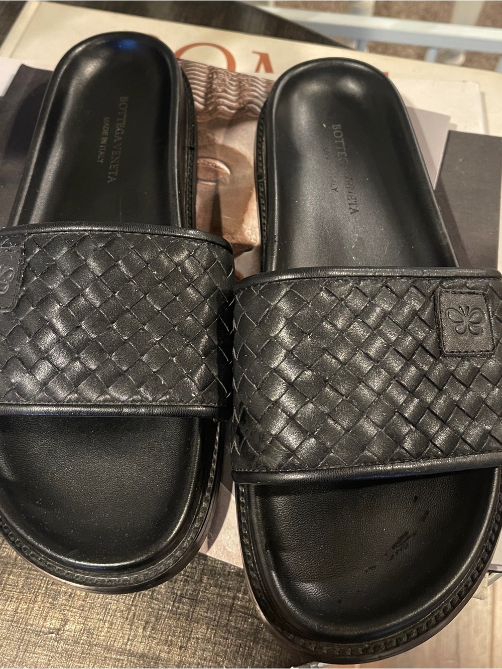 Bottega Veneta Black Intrecciato Leather Slide Sandals